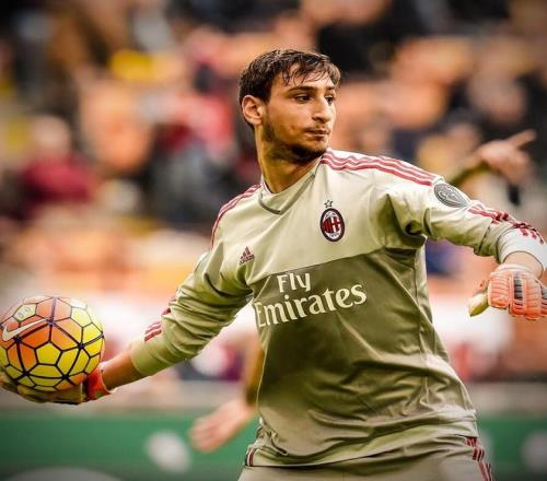 弗拉格：我已成长很多现在越来越适应 关键时刻要做得更出色（弗拉格：进步显著，愈发适应，关键时刻争取更佳发挥）