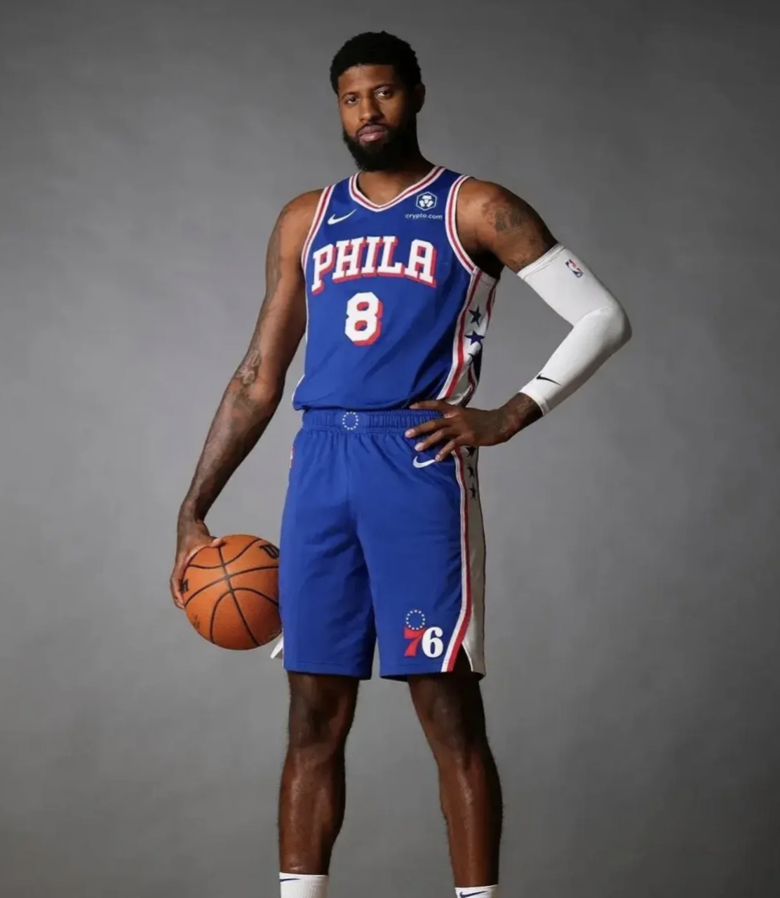 记者观赛｜轮椅篮球的 “手” 速对决（记者直击｜轮椅篮球的“手速”争锋）