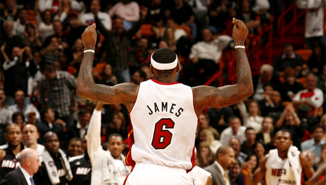 造6次机会+助攻，姆伯莫当选喀麦隆1-0加蓬全场最佳球员（创6次机会并送助攻，姆伯莫当选喀麦隆1-0加蓬之战全场最佳）