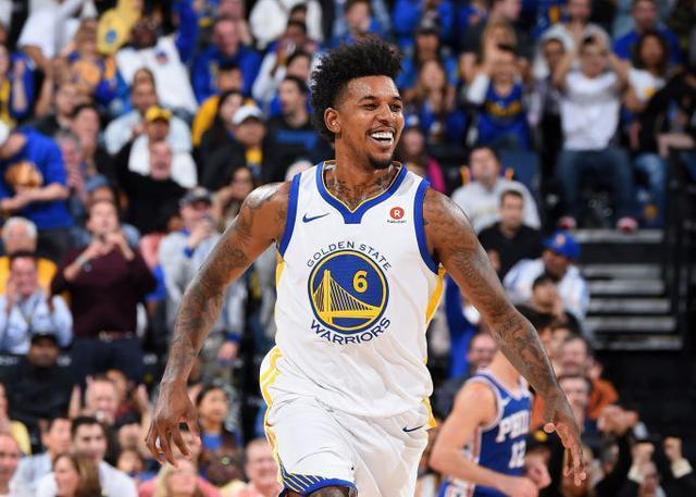 希罗上半场20分＆下半场0分，热火10分不敌独行侠（希罗上半场轰20分下半场哑火零分，热火以10分之差不敌独行侠）