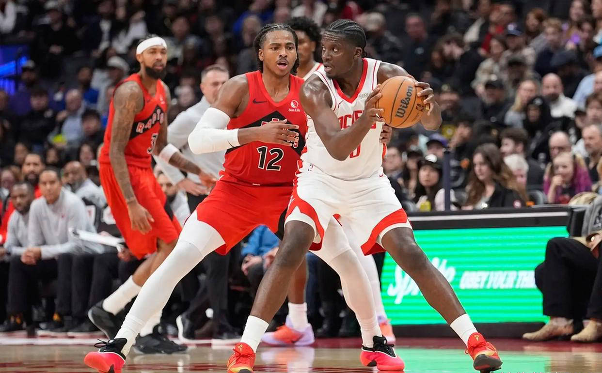 桑巴旅欧报169：安东尼起舞怒造三球，桑托斯传射客场擒狼（桑巴旅欧第169期：安东尼舞步制三球，桑托斯传射助客场击败狼队）