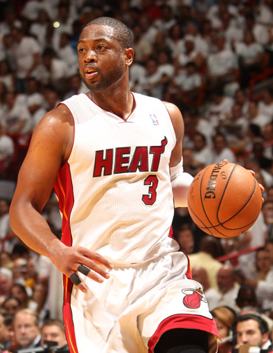 WNBL爆砍28分13板4帽！韩旭发博晒照：嗯哼 小小嘚瑟一下战绩（韩旭WNBL轰下28分13板4帽，社媒晒照打趣：嗯哼，小小得瑟一下战绩）