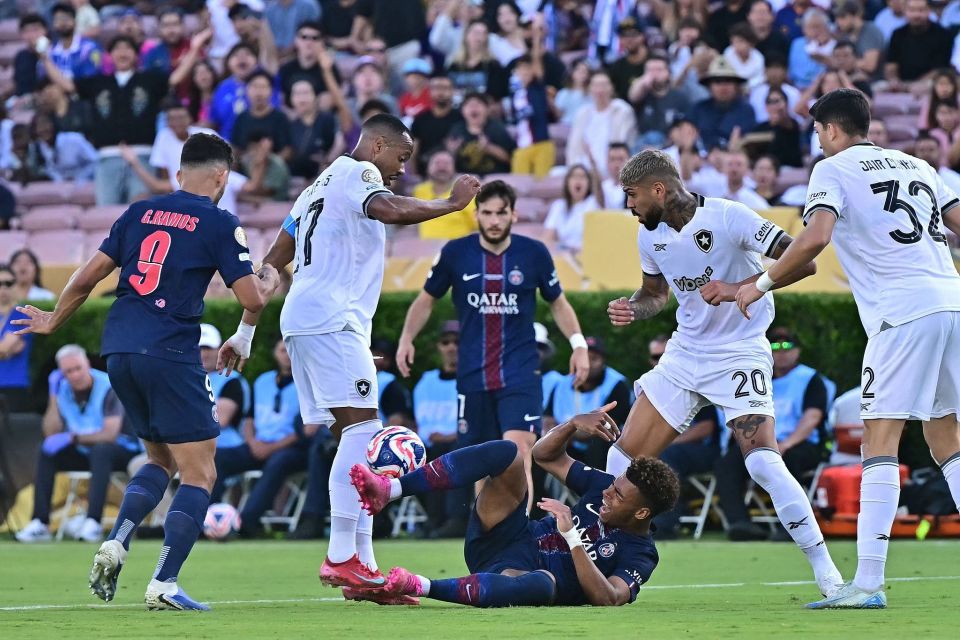 Pop Trading Co登陆首尔，携手七位滑手开启旅程（Pop Trading Co抵达首尔，联袂七位滑手启程）