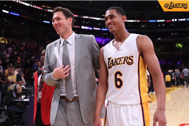 2025四川省马术联赛总决赛暨西南马术公开赛收官（2025四川省马术联赛总决赛与西南马术公开赛圆满落幕）