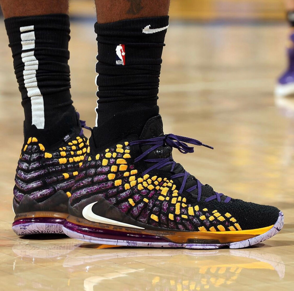 留洋的虚火与实绩（留洋热的虚与实）