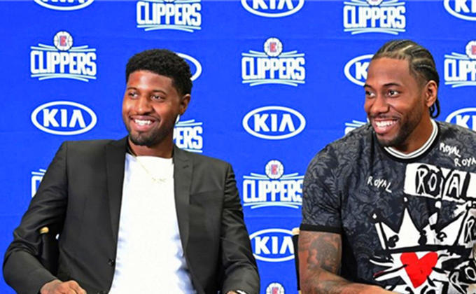 费内巴切门将利瓦科维奇自租借加盟赫罗纳以来，还没...（自租借加盟赫罗纳后，费内巴切门将利瓦科维奇至今仍未...）