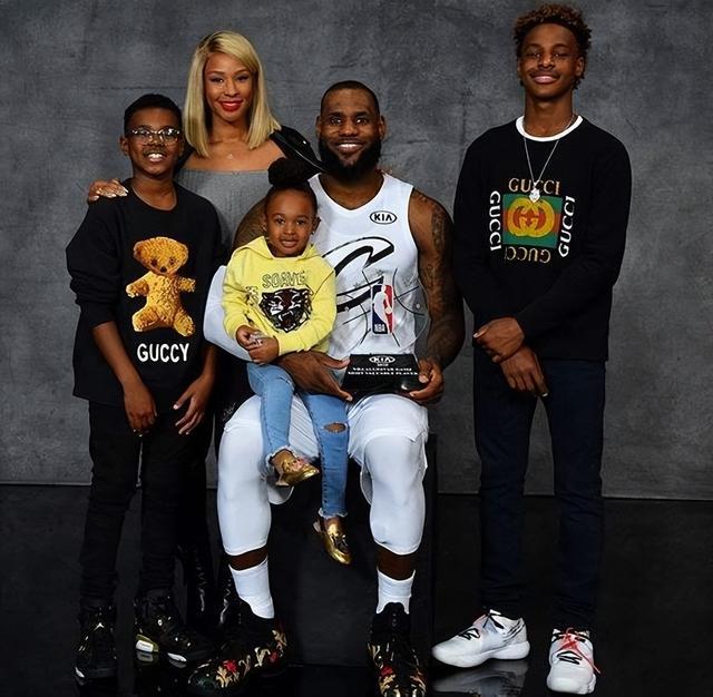 非洲杯战报：博格纳达破门制胜，民主刚果1-0战胜贝宁（非洲杯：博格纳达建功，民主刚果1-0力克贝宁）