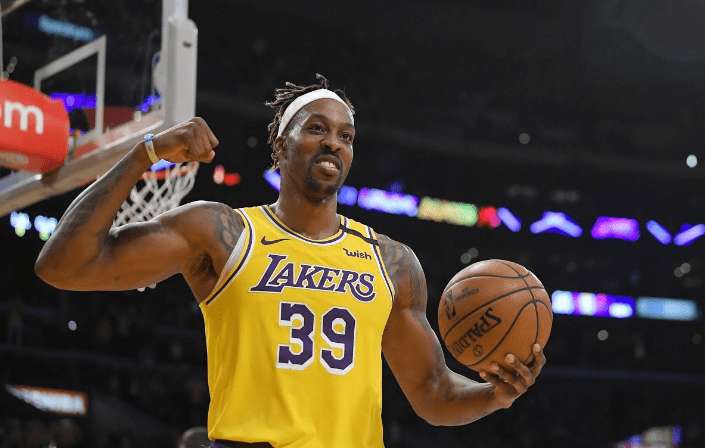 拉卡泽特：本泽马上赛季率队夺冠，他比C罗更强；梅西是GOAT（拉卡泽特：本泽马上季领军夺冠，实力在C罗之上；梅西是史上最佳）