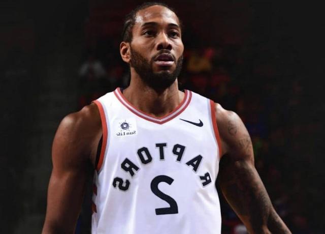 辽宁男篮王哲林豪取40分带队取胜（王哲林轰下40分助辽宁男篮力克对手）