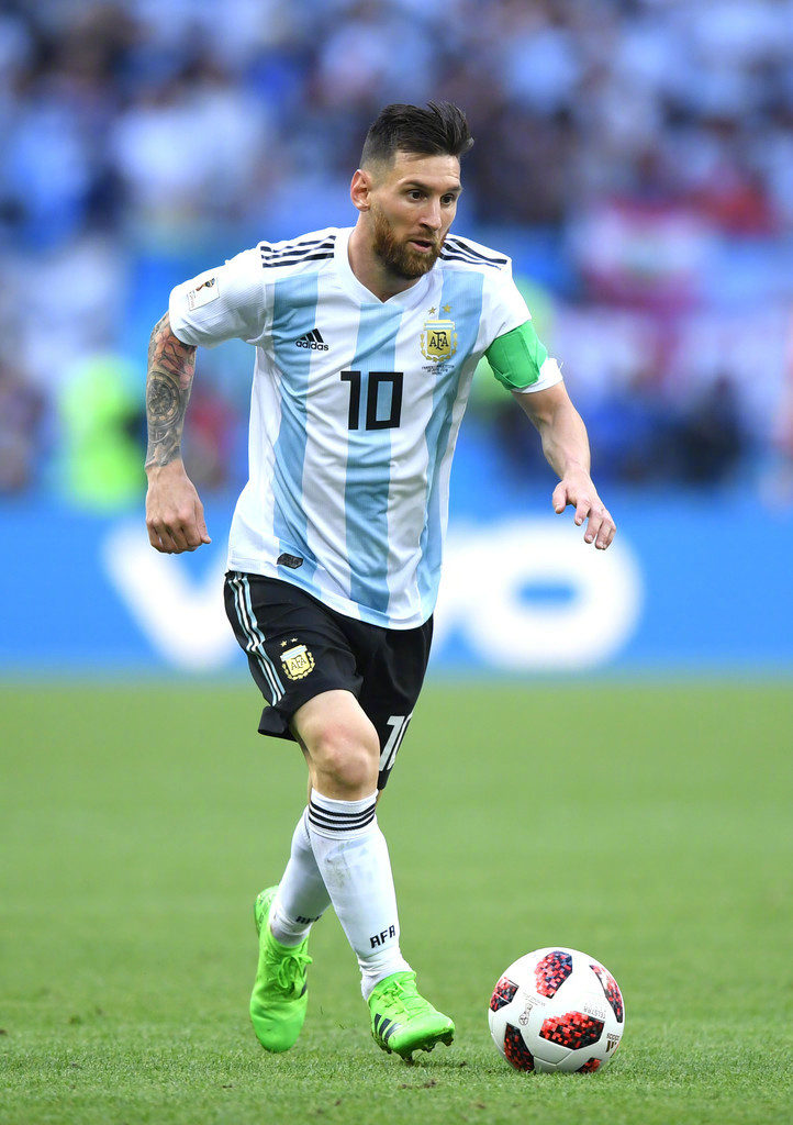 全运会女排半决赛综述：山东女排连胜上海晋级决赛，将与江苏争冠（全运会女排半决赛回顾：山东力克上海晋级决赛，与江苏会师争冠）