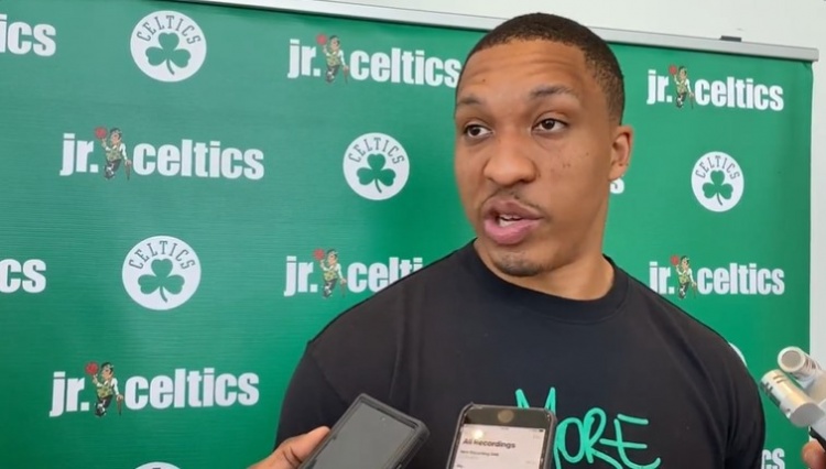 对阵火箭！独行侠首发：小内姆哈德 弗拉格 马绍尔 华盛顿 浓眉（独行侠战火箭，首发阵容：小内姆哈德、弗拉格、马绍尔、华盛顿、浓眉）