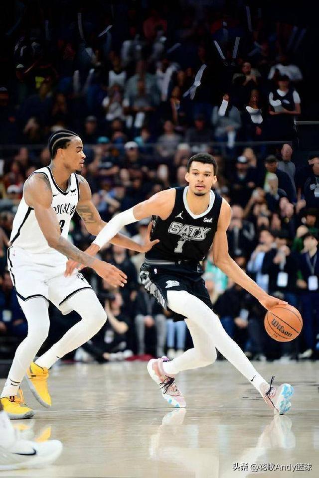 英超的节礼日之战，球迷的圣诞大餐！（英超节礼日大战，献给球迷的圣诞盛宴）