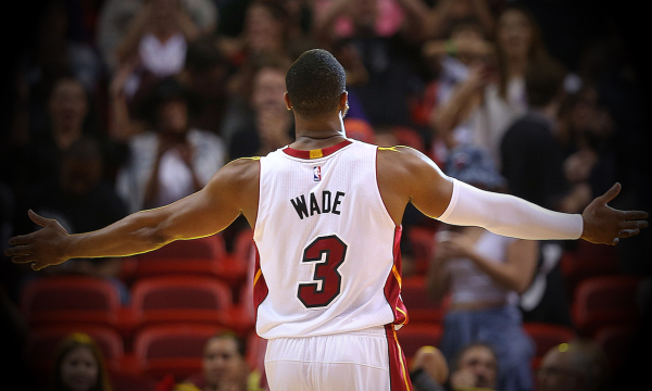 ESPN：曼联重点关注边翼卫引援，并且有7名中场目标（ESPN：曼联引援重心在边翼卫，中场候选多达7人）